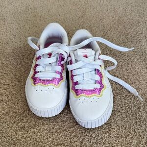 Kids  Puma Trolls  White and Purple Sneakers 11C - never worn